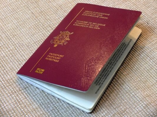 Belgium passport